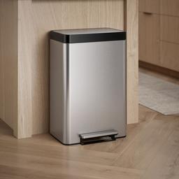 Dual-compartment step trash can - image 2