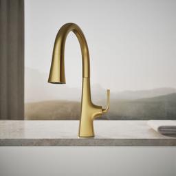 Graze Pull-down kitchen sink faucet with three-function sprayhead - image 5