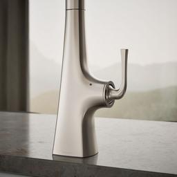 Graze Touchless pull-down kitchen sink faucet with three-function sprayhead - image 6