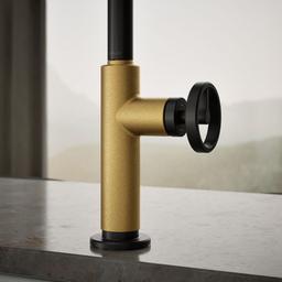 BilletE Pull-down kitchen sink faucet with two-function sprayhead - image 6