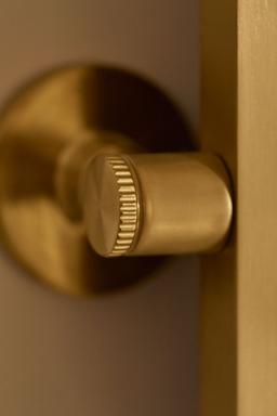 CastiaE by Studio McGee 20'' x 30'' rectangular mirror - image 10