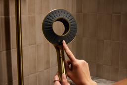 Silestone quartz 31'' backsplash - image 9