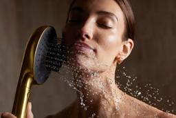 Silestone quartz 31'' backsplash - image 22