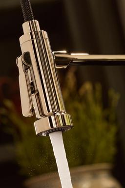 EdalynE by Studio McGee Semi-professional kitchen sink faucet with two-function sprayhead - image 17