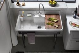 Farmstead Walnut cutting board - image 4